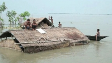 কুড়িগ্রামে সাড়ে চার লাখ মানুষ পানিবন্দী